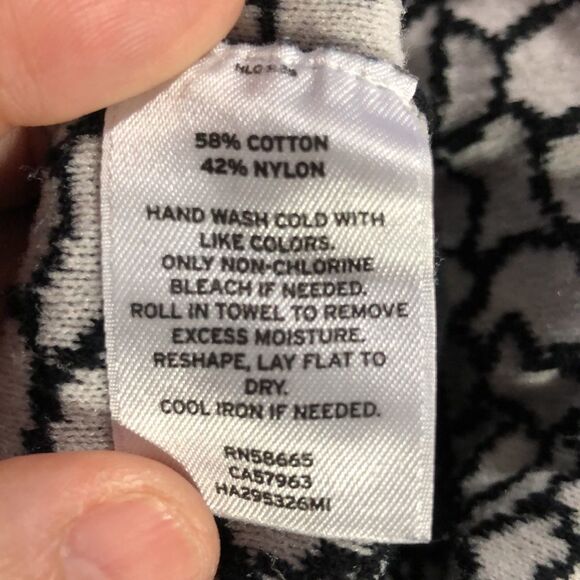 Halogen Black With White Long Sleeve Sweater - Picture 11 of 11